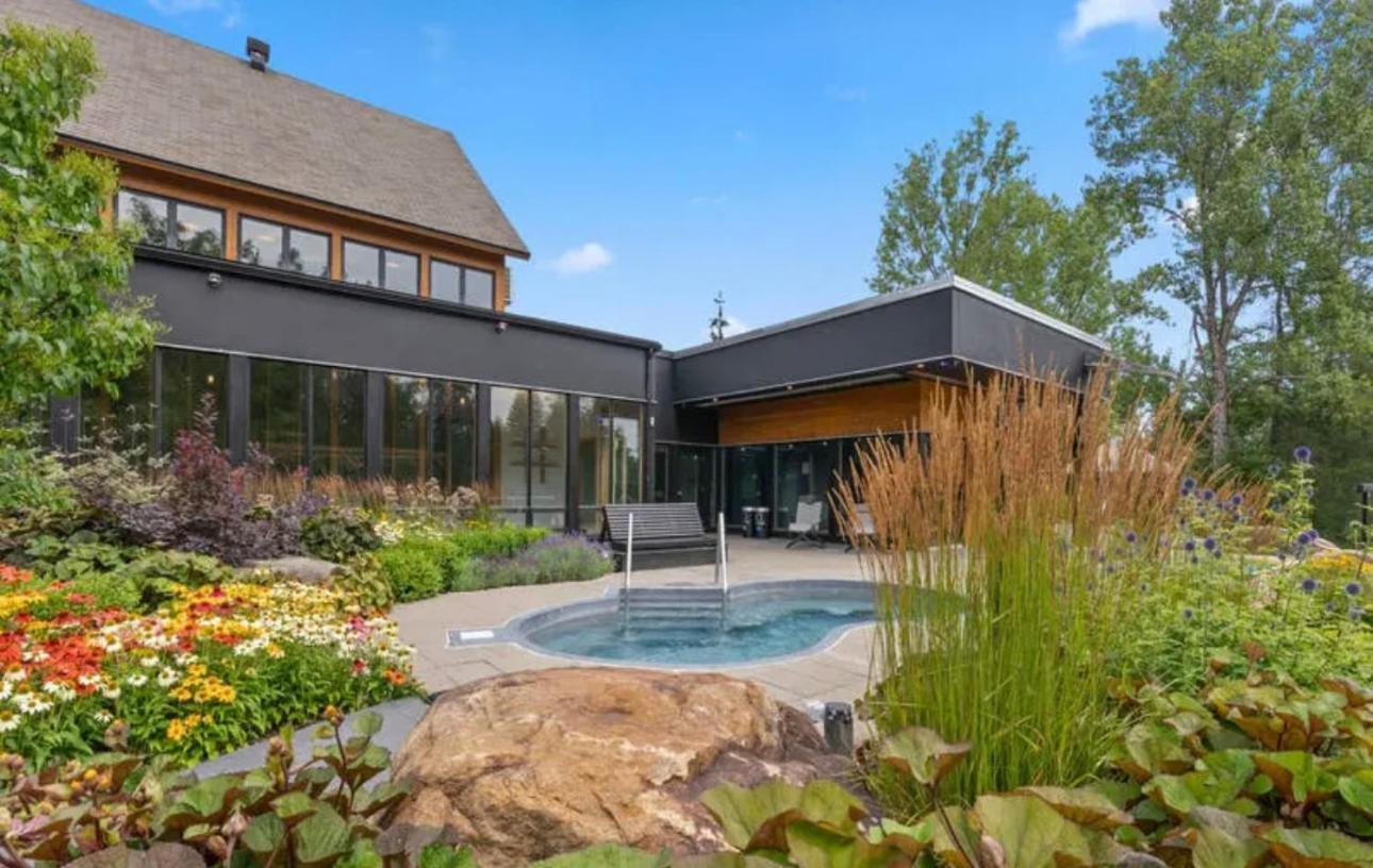 Versant Mont-Sainte-Anne Exterior photo